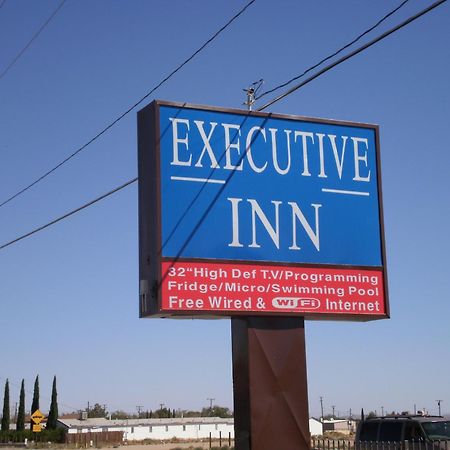Executive Inn Mojave Bagian luar foto