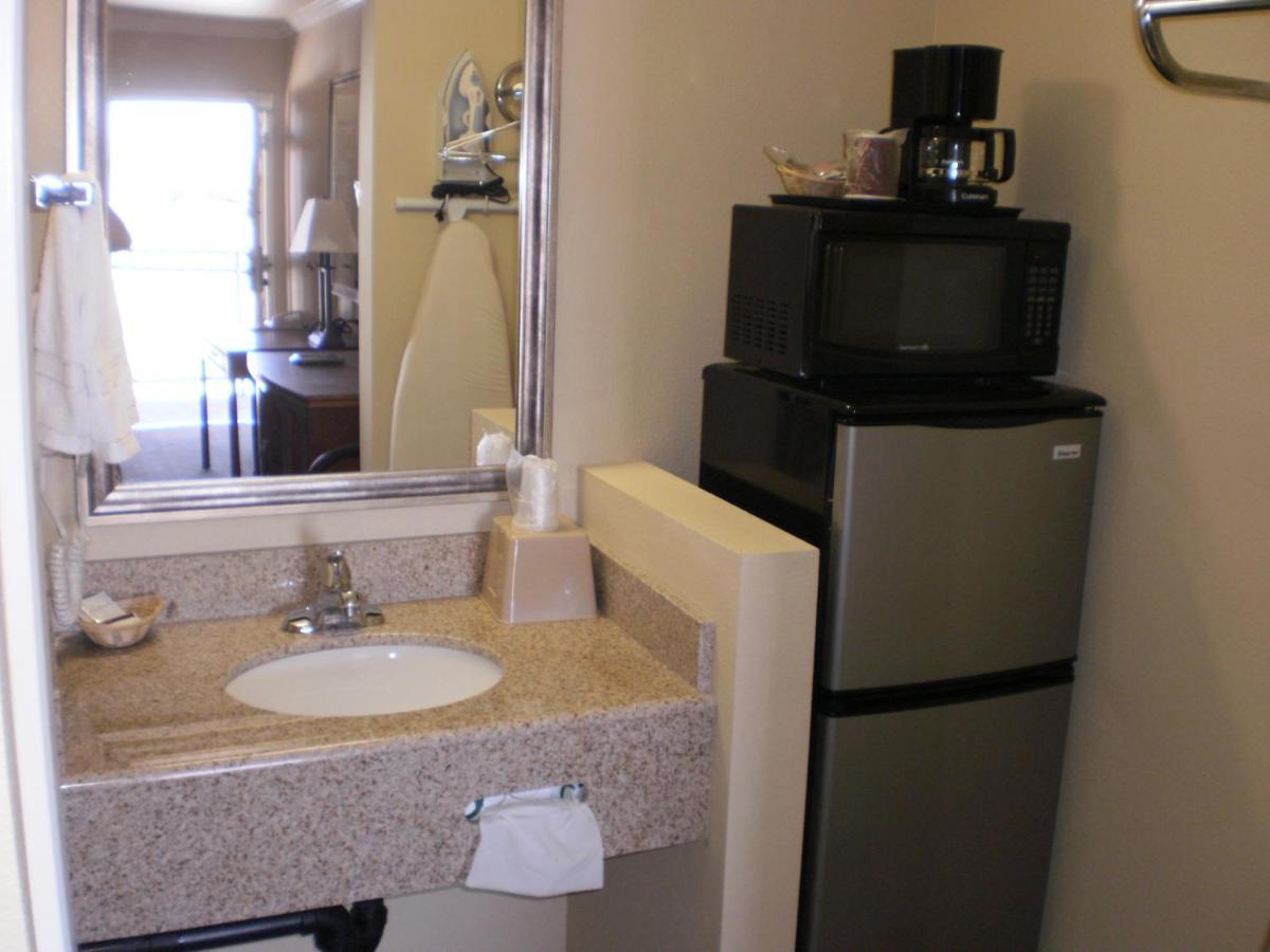 Executive Inn Mojave Bagian luar foto